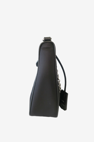 Prada Tessuto Re-Edition 2005 - Designer Handbags at The Find Luxury Resale - Vancouver, Canada