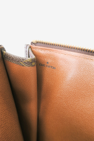 Louis Vuitton LV Monogram Poche Documents Vintage - Designer Handbags at The Find Luxury Resale - Vancouver, Canada