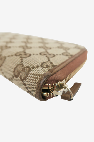 Gucci GG Supreme Continental Wallet - Designer Wallets at The Find Luxury Resale - Vancouver, Canada