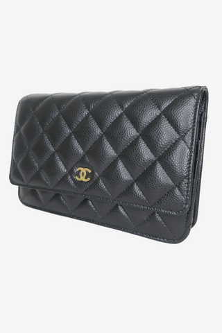 Chanel Classic CC Wallet On Chain - Designer Handbags at The Find Luxury Resale - Vancouver, Canada