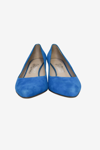 Salvatore Ferragamo Suede pumps Sz 7 - Designer shoes at The Find Luxury Resale - Vancouver, Canada