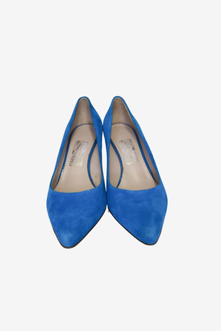 Salvatore Ferragamo Suede pumps Sz 7 - Designer shoes at The Find Luxury Resale - Vancouver, Canada