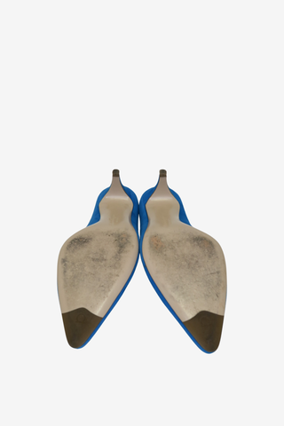 Salvatore Ferragamo Suede pumps Sz 7 - Designer shoes at The Find Luxury Resale - Vancouver, Canada