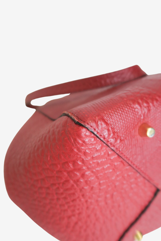 Burberry Cantaburry Leather Tote - Designer Handbags at The Find Luxury Resale - Vancouver, Canada