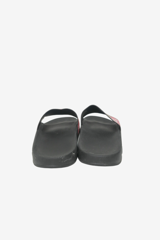 Gucci GG Supreme Slides sz 38 - Designer shoes at The Find Luxury Resale - Vancouver, Canada