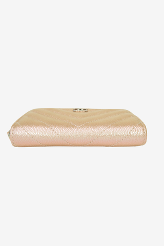 Chanel Interlocking CC Logo Iridescent Caviar Wallet - Designer Wallets at The Find Luxury Resale - Vancouver, Canada