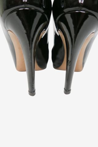 Louis Vuitton Patent Leather Pumps sz 39 - Designer shoes at The Find Luxury Resale - Vancouver, Canada