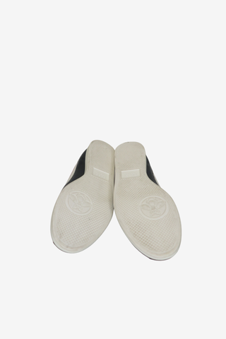 Gucci Logo Sneakers Sz 36.5 - Designer sneakers at The Find Luxury Resale - Vancouver, Canada