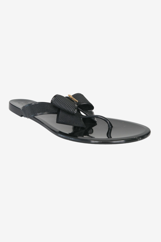 Salvatore Ferragamo Rubber Bow Accents Flip Flops sz 9 - Designer sandals at The Find Luxury Resale - Vancouver, Canada