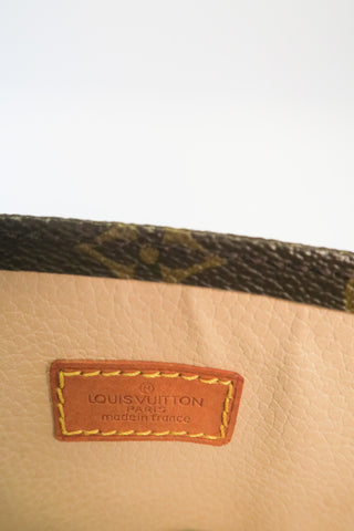 Louis Vuitton Sac Plat - Designer Handbags at The Find Luxury Resale - Vancouver, Canada