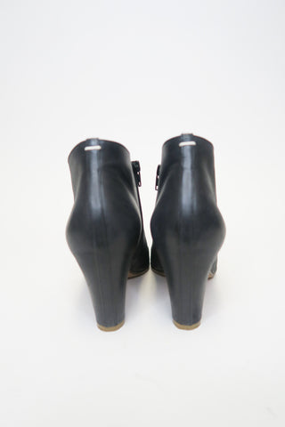 Maison Martin Margiela Leather Pumps sz 36.5 - Designer Pumps at The Find Luxury Resale - Vancouver, Canada