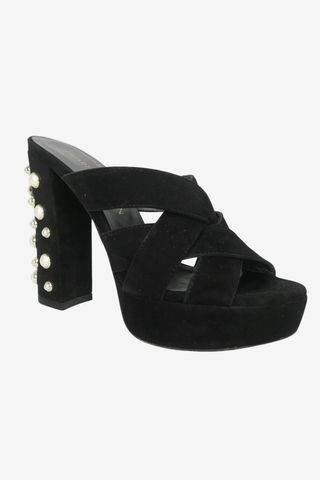 Stuart Weitzman Pumps sz 6 - Designer pumps at The Find Luxury Resale - Vancouver, Canada