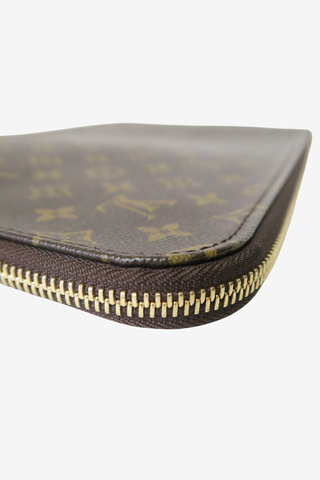 Louis Vuitton Monogram Documents Case - Designer Handbags at The Find Luxury Resale - Vancouver, Canada
