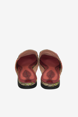 Gucci Mules sz 38 - Designer shoes at The Find Luxury Resale - Vancouver, Canada