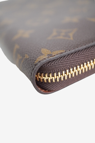 Louis Vuitton Maxi Wallet - Designer wallet at The Find Luxury Resale - Vancouver, Canada