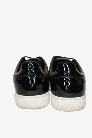 Louis Vuitton Monogram Sneakers sz 36.5