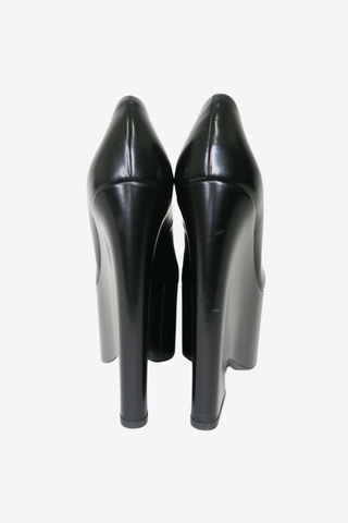 Versace Tempest Pumps sz 35 1/2 - Designer Pumps at The Find Luxury Resale - Vancouver, Canada