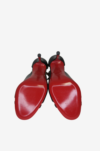 Christian Louboutin Sandal sz 39 - Designer pumps at The Find Luxury Resale - Vancouver, Canada