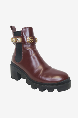 Gucci Double G Logo Leather Chelsea Boots sz 38.5 - Designer shoes at The Find Luxury Resale - Vancouver, Canada