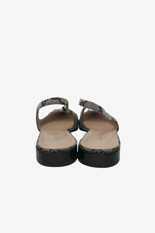 Gucci GG Canvas Canvas Slingback Flats sz 38.5 - Designer Flats at The Find Luxury Resale - Vancouver, Canada