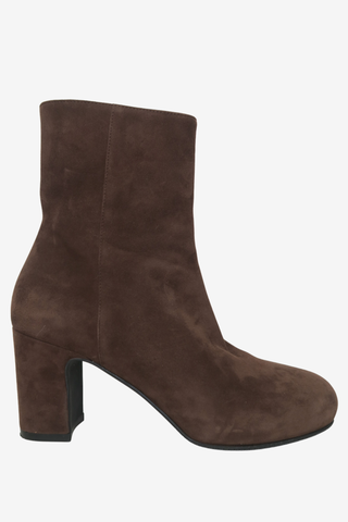 Stuart Weitzman Brown Suede boots sz 36.5 - Designer boots at The Find Luxury Resale - Vancouver, Canada