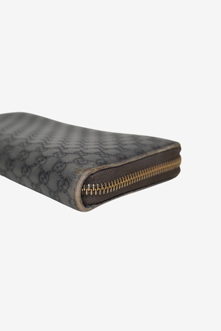 Gucci Vintage Silver Wallet