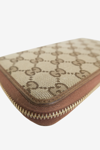 Gucci GG Supreme Continental Wallet - Designer Wallets at The Find Luxury Resale - Vancouver, Canada