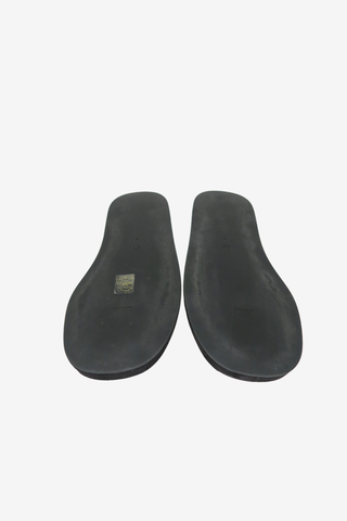 The Row Ginza Leather Flip Flops sz 38 - Designer sandals at The Find Luxury Resale - Vancouver, Canada