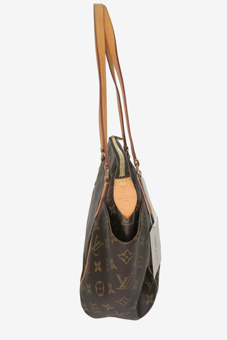 Louis Vuitton Monogram Totally MM - Designer Handbags at The Find Luxury Resale - Vancouver, Canada