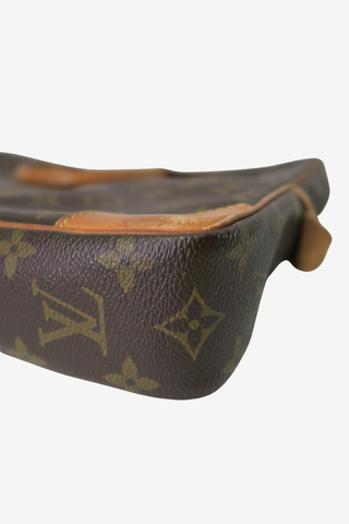 Louis Vuitton LV Monogram Porte-Documents Vintage - Designer Handbags at The Find Luxury Resale - Vancouver, Canada
