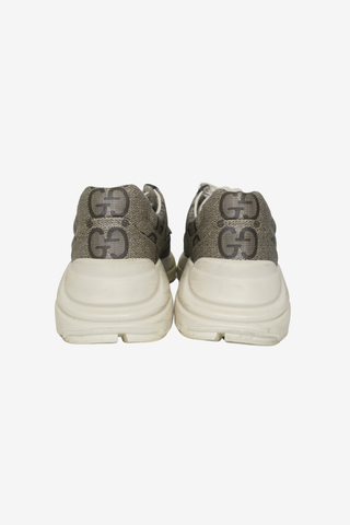 Gucci GG Supreme Sneakers sz 39 - Designer shoes at The Find Luxury Resale - Vancouver, Canada