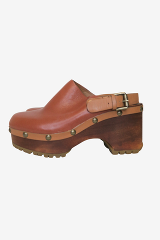 See By Chloé Leather Clogs Sz 39 - Designer Clogs at The Find Luxury Resale - Vancouver, Canada