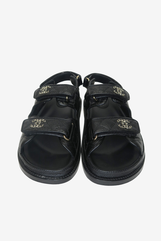 Chanel nterlocking CC Logo Leather Slingback Sandals sz 39 - Designer sandals at The Find Luxury Resale - Vancouver, Canada