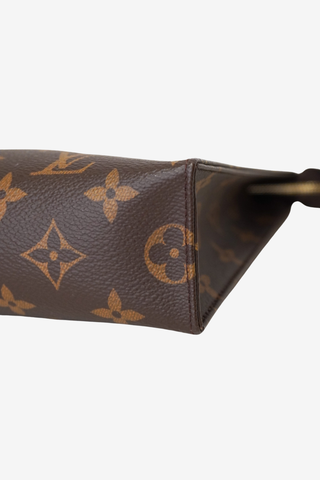 Louis Vuitton Toiletry Pouch 26