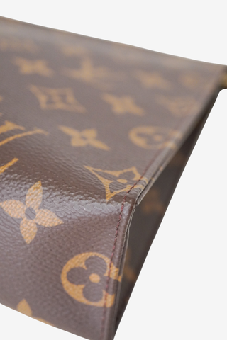 Louis Vuitton Toiletry Pouch 26