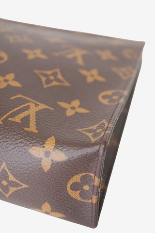 Louis Vuitton Toiletry Pouch 26