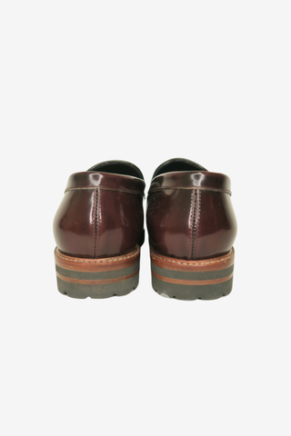 Max Mara Leather Loafer sz 35 - Designer Loafers at The Find Luxury Resale - Vancouver, Canada