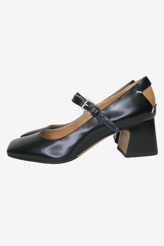 Maison Margiela Mary Jane sz 36.5 - Designer pumps at The Find Luxury Resale - Vancouver, Canada