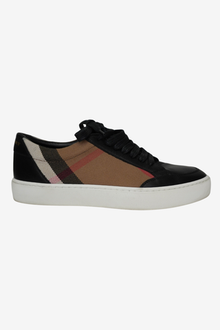 Burberry Sneakers 37.5