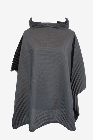 Issey Miyake Poncho sz 2