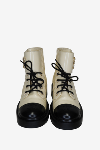 Chanel 2021 Interlocking CC Logo Combat Boots sz 40