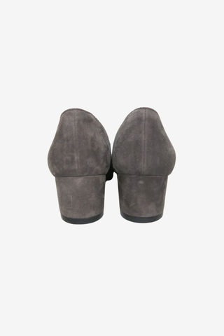 Stuart Weitzman Grey Suede Pump Sz 7 - Designer shoes at The Find Luxury Resale - Vancouver, Canada