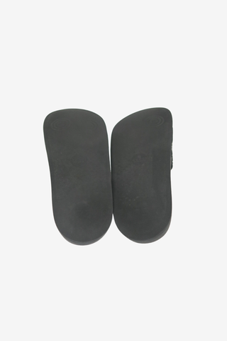 Gucci GG Rubber Slides sz 5 (men's) - Designer shoes at The Find Luxury Resale - Vancouver, Canada