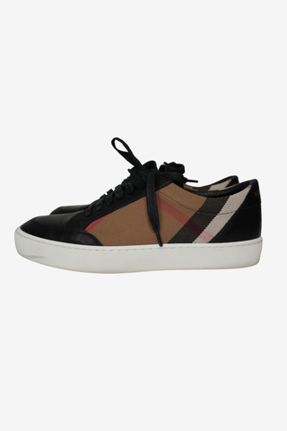 Burberry Sneakers 37.5