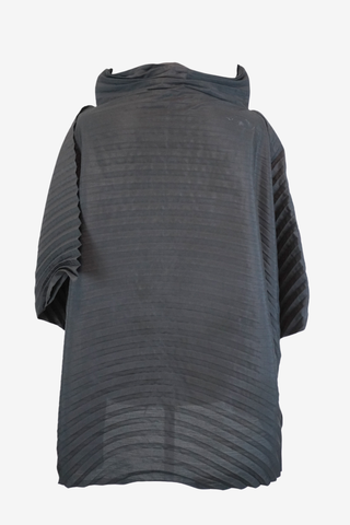 Issey Miyake Poncho sz 2