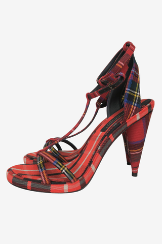 Burberry Heels sz 39 - Designer pumps at The Find Luxury Resale - Vancouver, Canada
