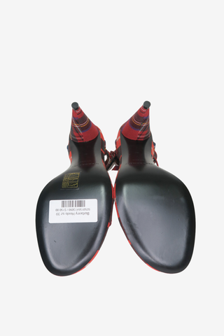 Burberry Heels sz 39 - Designer pumps at The Find Luxury Resale - Vancouver, Canada