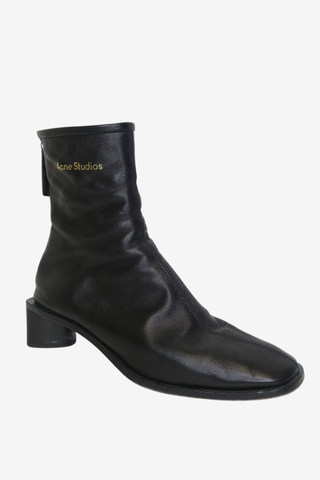 Acne Leather Boots Sz 38 - Designer shoes at The Find Luxury Resale - Vancouver, Canada