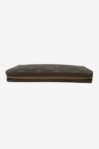 Louis Vuitton Zippy Wallet - Designer Handbags at The Find Luxury Resale - Vancouver, Canada