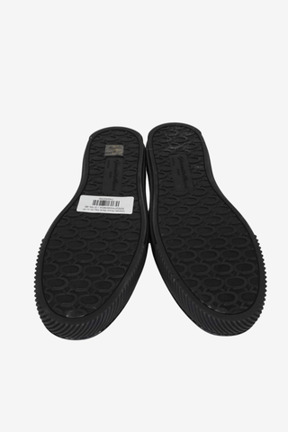 Gianvito Rossi Black Slip-On sz 40 - Designer Sneakers at The Find Luxury Resale - Vancouver, Canada
